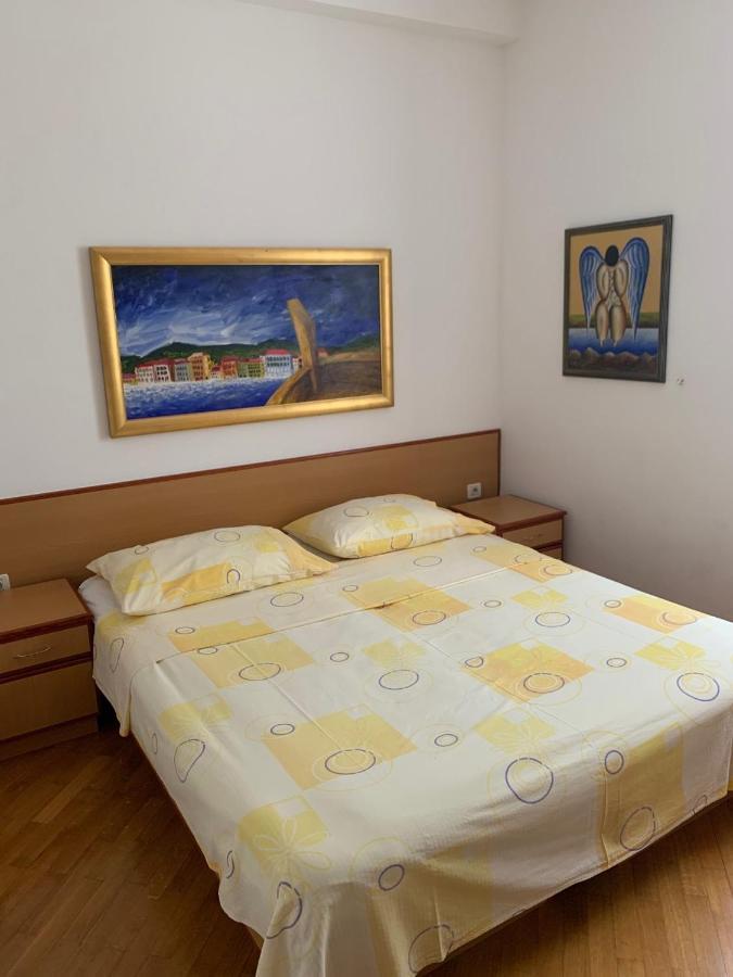 Apartments Epicentar Centar Baška Voda Extérieur photo